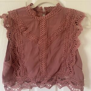 Elegant Lace Trimmed Mauve Crop Top